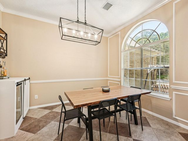 124 Crimson Bay Drive, League City, TX 77573
