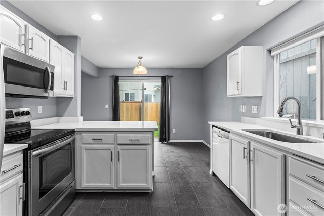 8929 160th Street Ct E, Puyallup, WA 98375