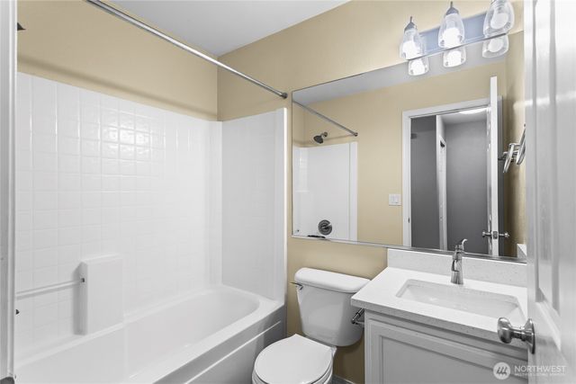 8929 160th Street Ct E, Puyallup, WA 98375