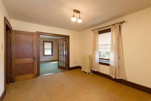 402 Bethel St., Parkersburg, IA 50665