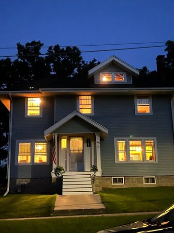 402 Bethel St., Parkersburg, IA 50665