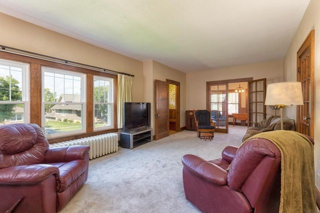 402 Bethel St., Parkersburg, IA 50665