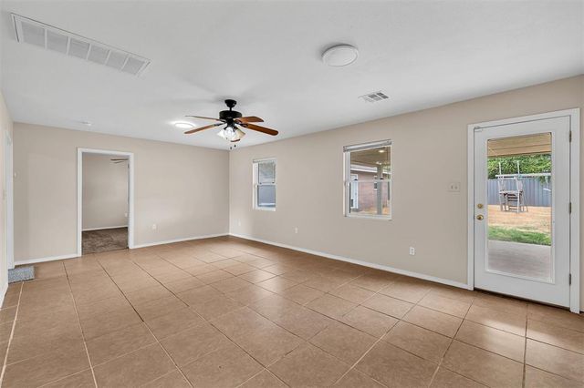 500 Butler Street, Moore, OK 73160