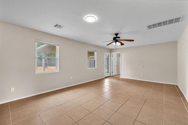 500 Butler Street, Moore, OK 73160