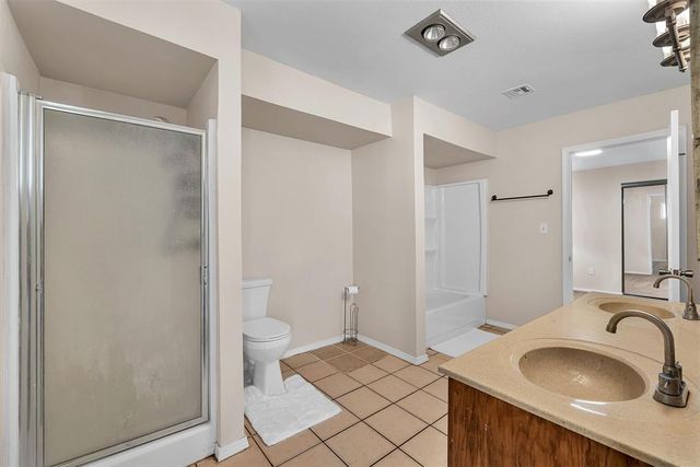 500 Butler Street, Moore, OK 73160