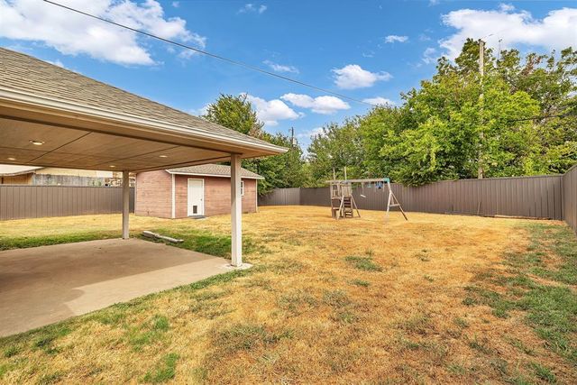 500 Butler Street, Moore, OK 73160
