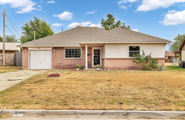 500 Butler Street, Moore, OK 73160