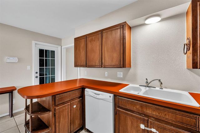 500 Butler Street, Moore, OK 73160
