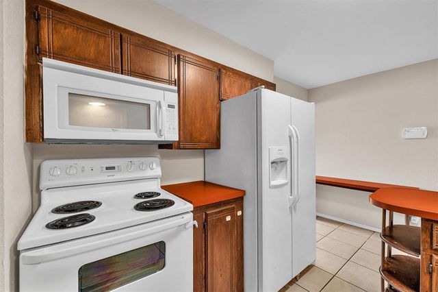500 Butler Street, Moore, OK 73160
