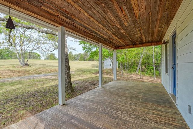 1810 Skunk Hollow Road, Campobello, SC 29322