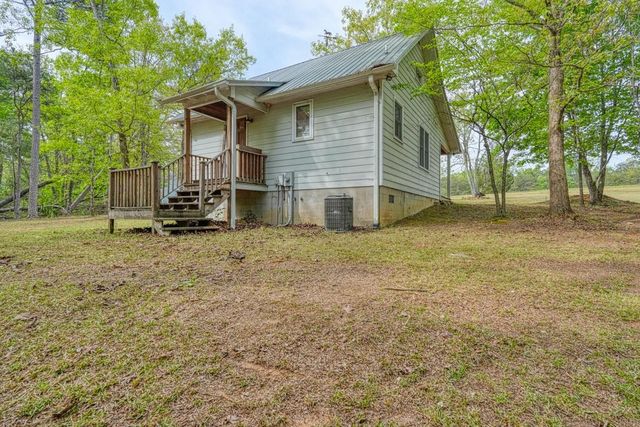 1810 Skunk Hollow Road, Campobello, SC 29322