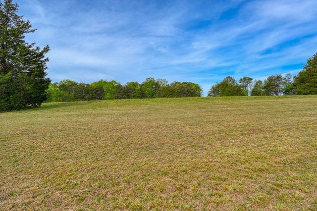 1810 Skunk Hollow Road, Campobello, SC 29322