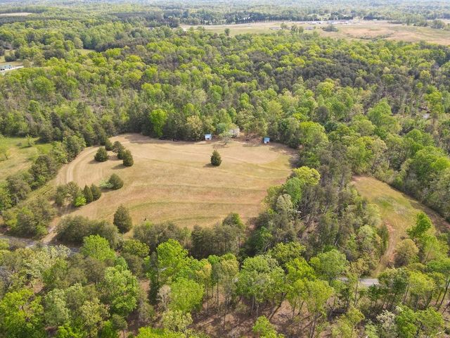 1810 Skunk Hollow Road, Campobello, SC 29322