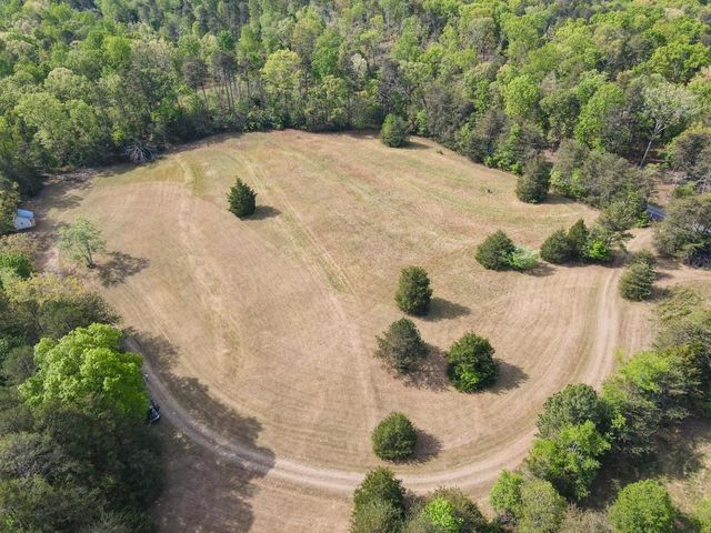 1810 Skunk Hollow Road, Campobello, SC 29322