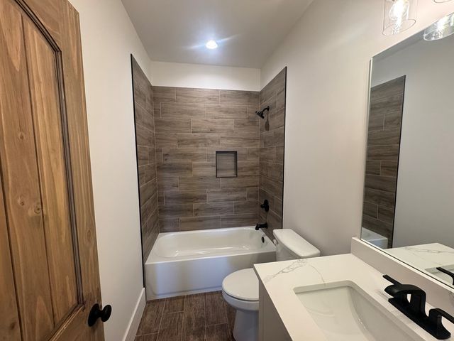 579 Overlook Loop, Young Harris, GA 30582