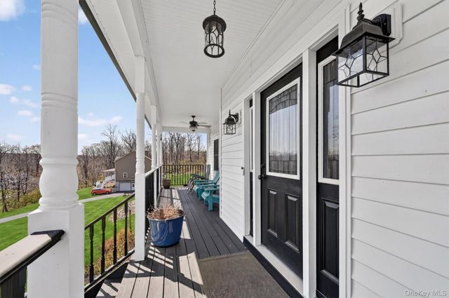 26 Curtin Lane, Marlboro, NY 12542