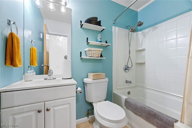 432 Pickwick Lane, Tallmadge, OH 44278
