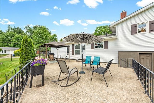 432 Pickwick Lane, Tallmadge, OH 44278