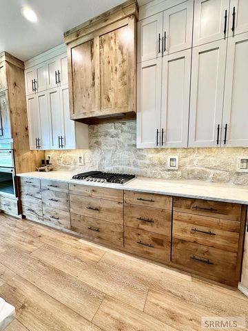 2260 Clover Meadow Way, Rexburg, ID 83440