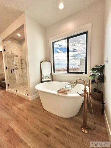 2260 Clover Meadow Way, Rexburg, ID 83440