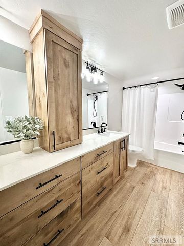 2260 Clover Meadow Way, Rexburg, ID 83440