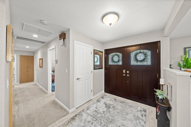 9468 S Wales Way, Elk Grove, CA 95758