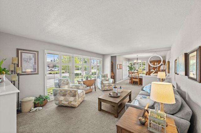 9468 S Wales Way, Elk Grove, CA 95758