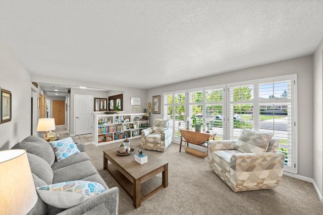 9468 S Wales Way, Elk Grove, CA 95758