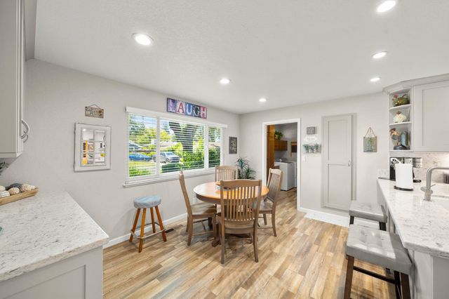 9468 S Wales Way, Elk Grove, CA 95758