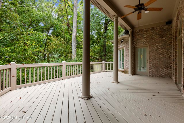 5510 Timber Ridge Dr, Prospect, KY 40059