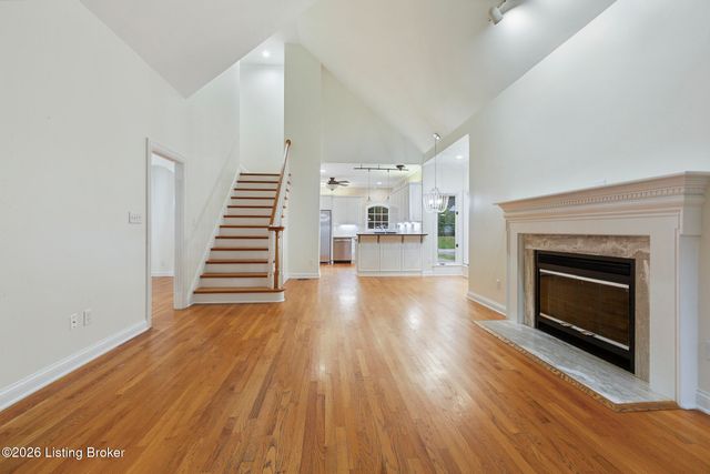 5510 Timber Ridge Dr, Prospect, KY 40059