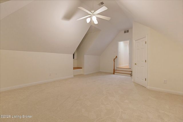 5510 Timber Ridge Dr, Prospect, KY 40059