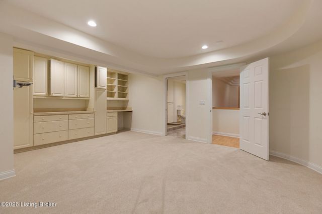 5510 Timber Ridge Dr, Prospect, KY 40059