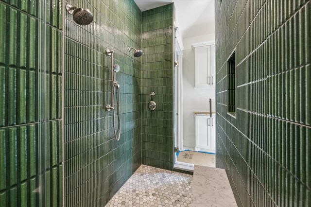 1836 Cortlandt Street, Houston, TX 77008