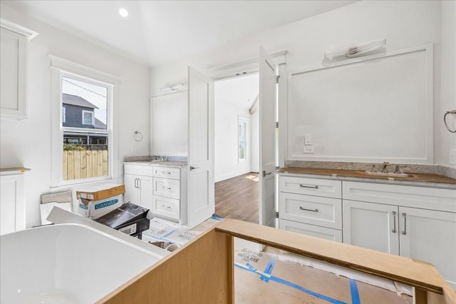 1836 Cortlandt Street, Houston, TX 77008