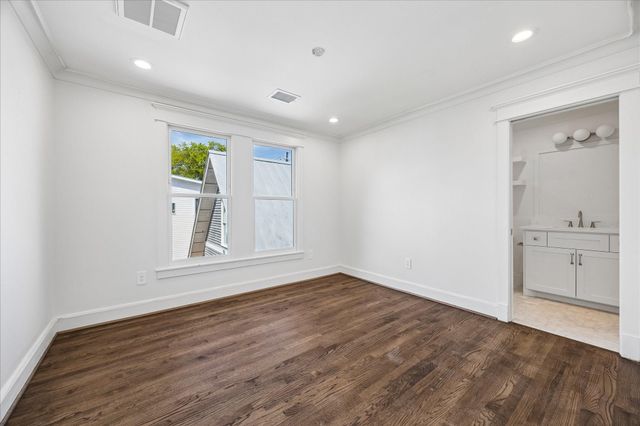 1836 Cortlandt Street, Houston, TX 77008