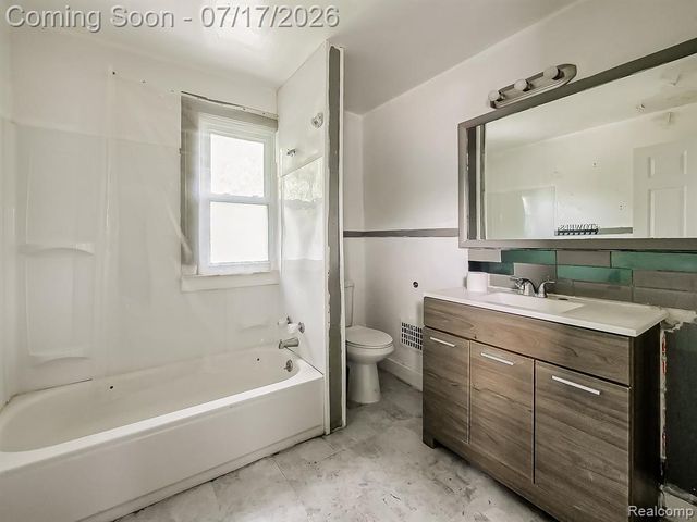 6873 Grandville Avenue, Detroit, MI 48228