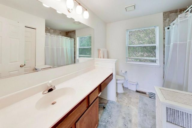 580 SYCAMORE Circle, Wauconda, IL 60084