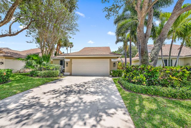 203 E River Park Drive, Jupiter, FL 33477