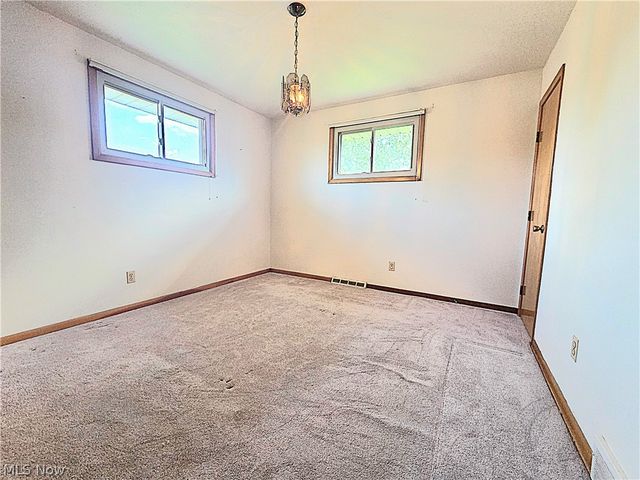 1423 Roanoke Drive, Parma, OH 44134
