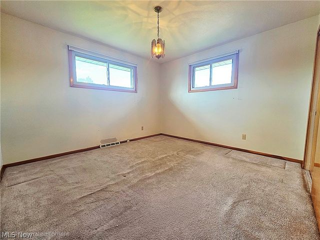 1423 Roanoke Drive, Parma, OH 44134