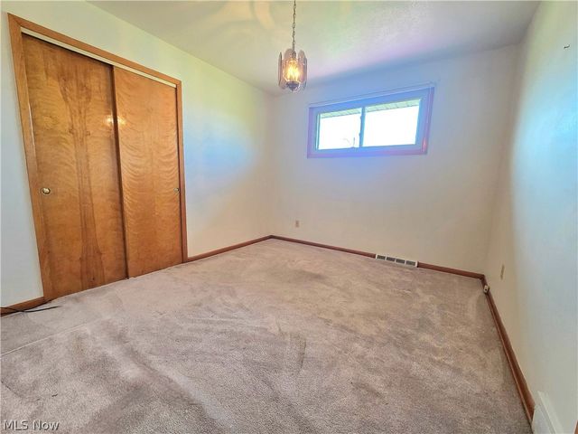 1423 Roanoke Drive, Parma, OH 44134