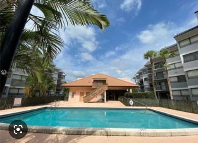 1750 N CONGRESS Avenue 403, West Palm Beach, FL 33409