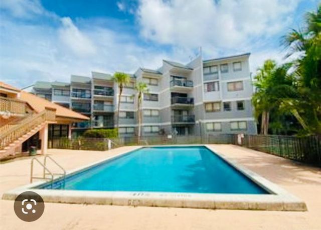 1750 N CONGRESS Avenue 403, West Palm Beach, FL 33409