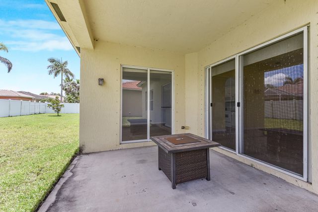 5544 Spanish River Road, Fort Pierce, FL 34951