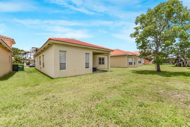 5544 Spanish River Road, Fort Pierce, FL 34951