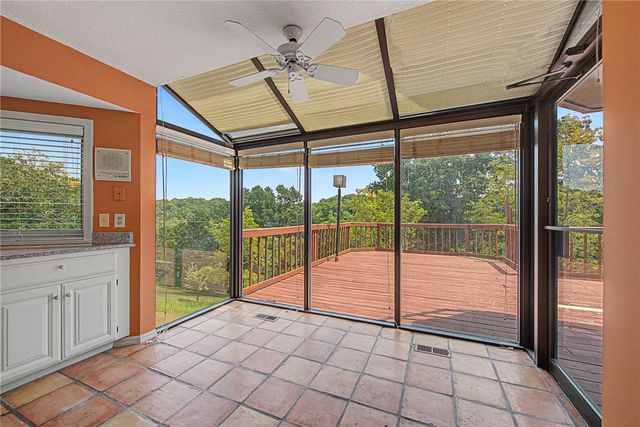 832 Atalanta Drive, Rogers, AR 72756