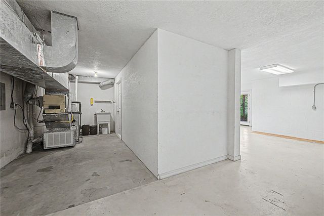 832 Atalanta Drive, Rogers, AR 72756