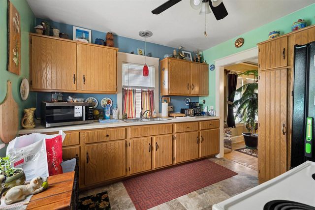 1320 N HARRIMAN STREET, Appleton, WI 54911