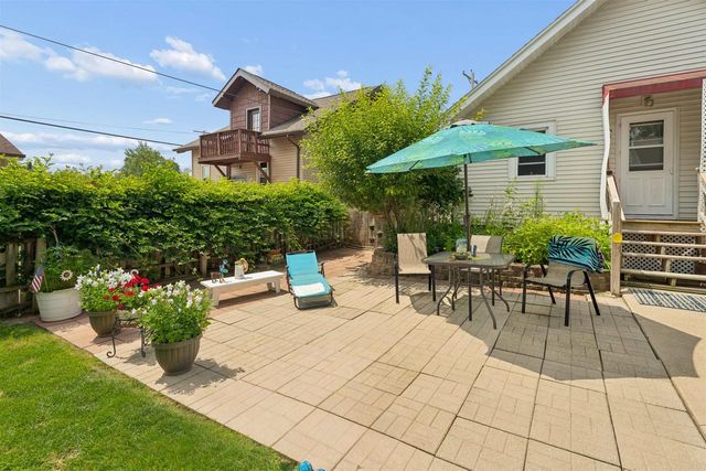 1320 N HARRIMAN STREET, Appleton, WI 54911